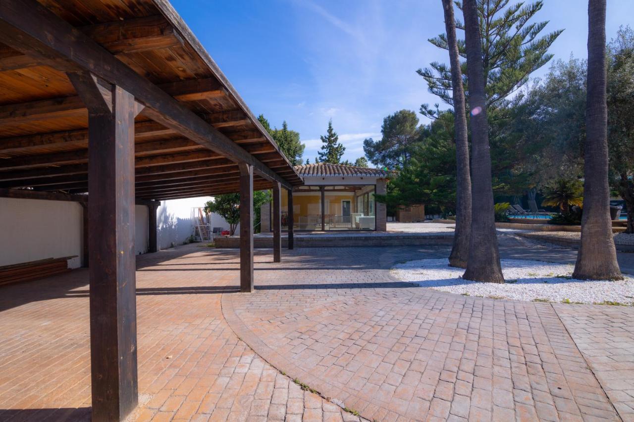 Villa Huerta 2, Paterna, Jacuzzi, Sauna Bagian luar foto